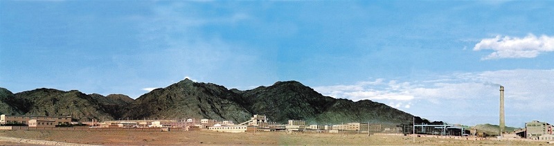谢铁山全貌.jpg